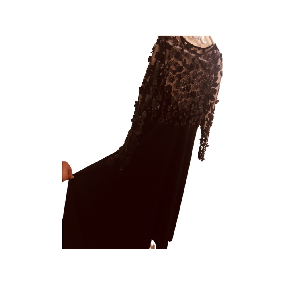 Black Long Flared dress Size L